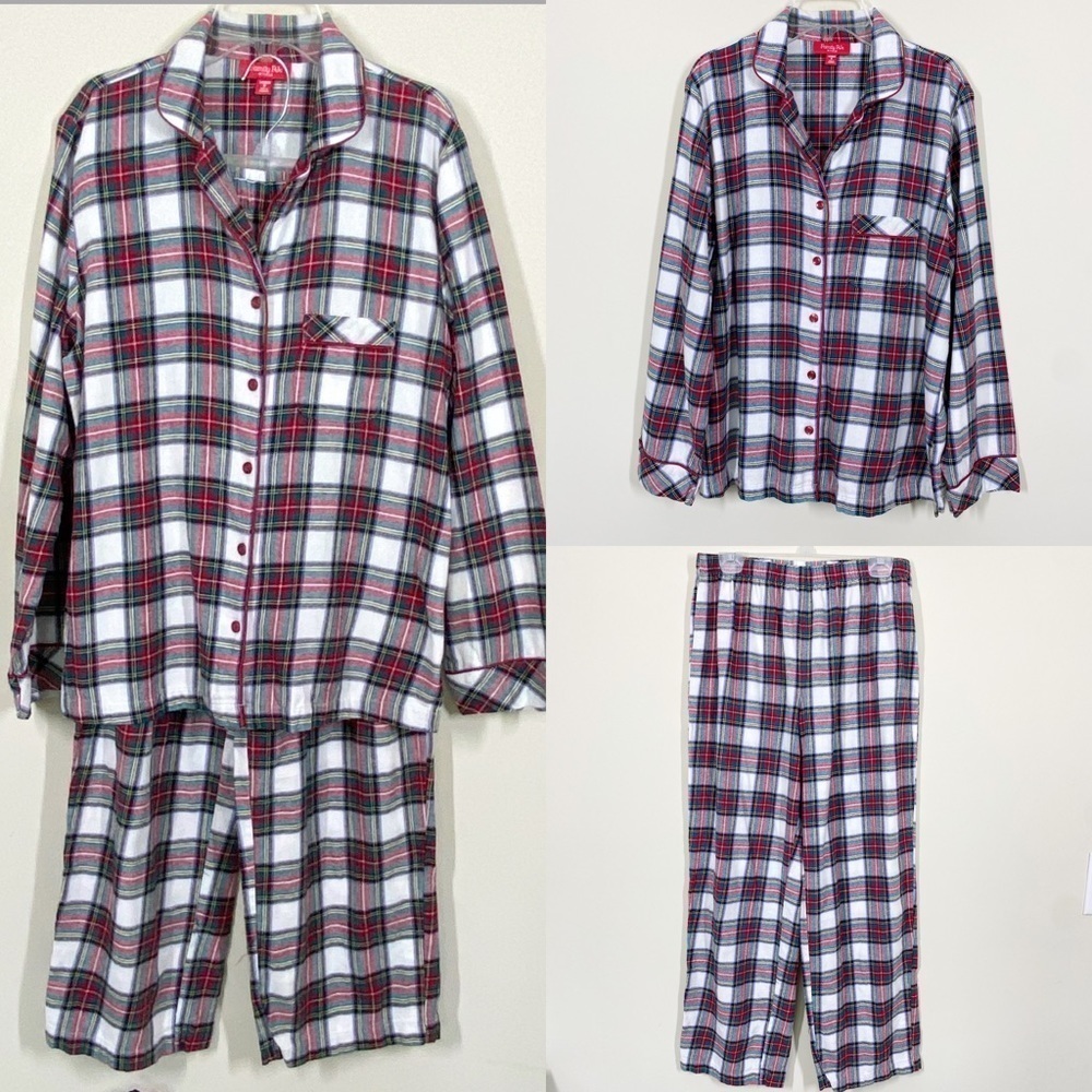 Macys Pajama Set Squared Red Size M